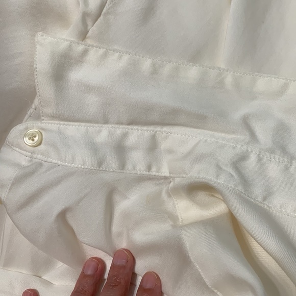 Banana Republic button down tunic shirt in Medium - Picture 12 of 17